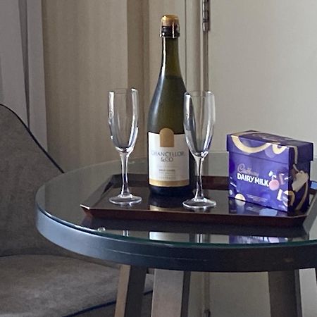 Luxury Privately Owned Ocean View Studio Apartments At O4Ks Gold Tower Gold Coast Kültér fotó