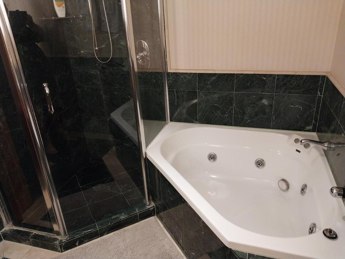 Luxury Privately Owned Ocean View Studio Apartments At O4Ks Gold Tower Gold Coast Kültér fotó