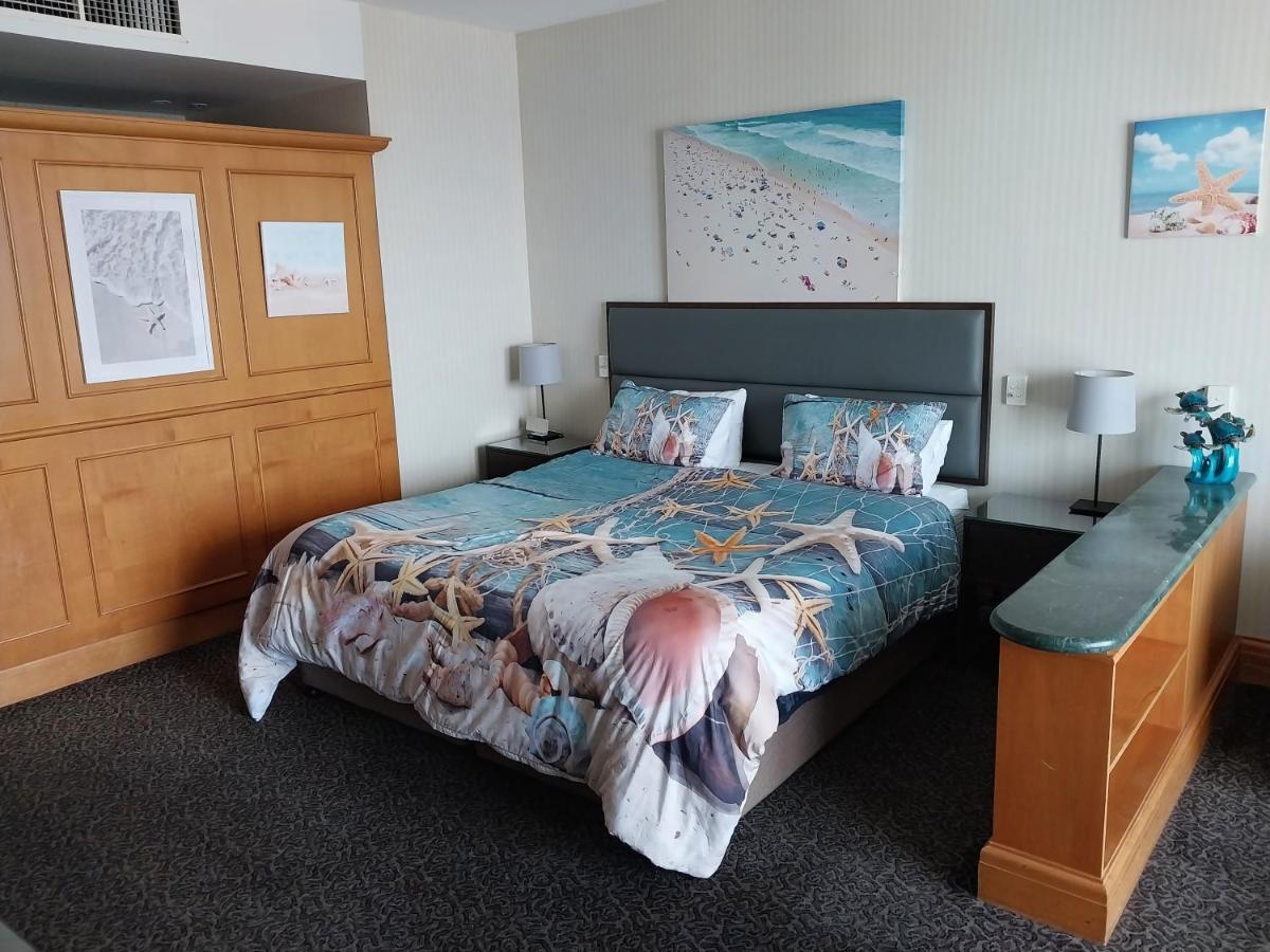 Luxury Privately Owned Ocean View Studio Apartments At O4Ks Gold Tower Gold Coast Kültér fotó